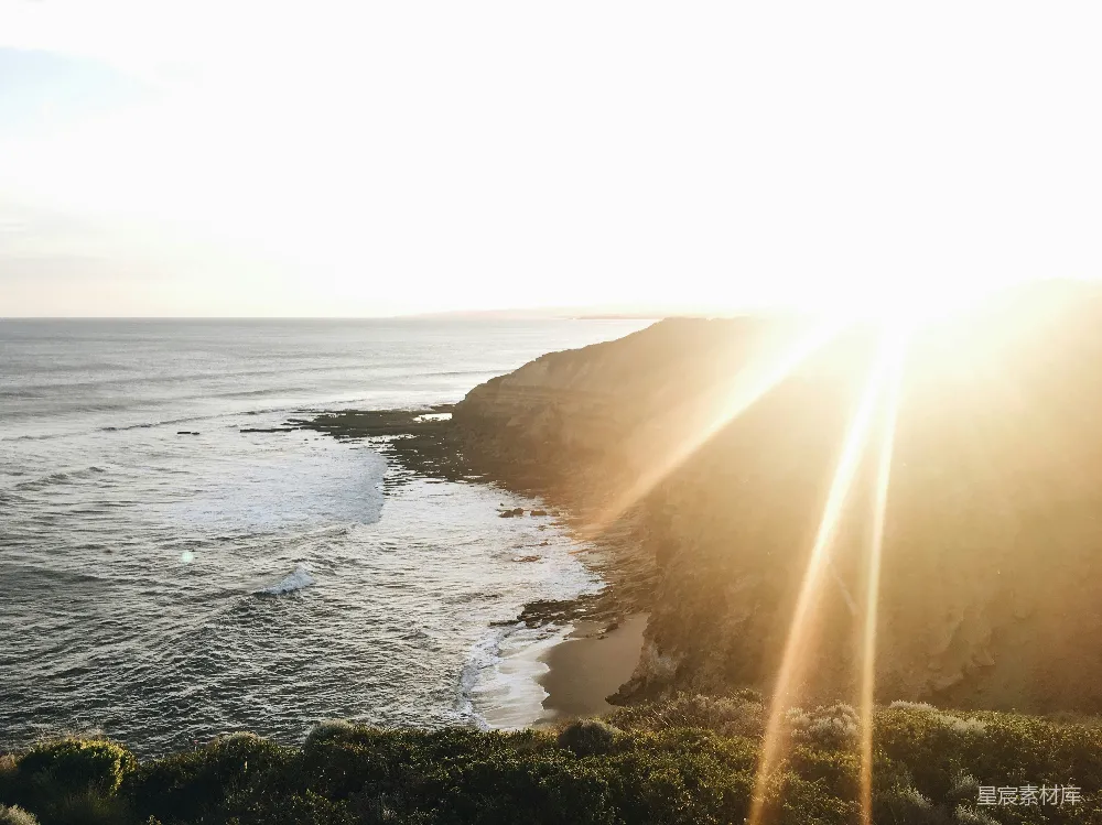 高清摄影 海岸线 夕阳 自然风光 日落 风景 夕阳下的海岸线