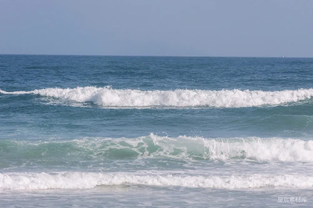高清摄影 海洋 波浪 自然 宁静 海岸 海浪的拥抱