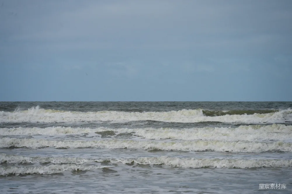 高清摄影 海洋 自然 风景 宁静 海岸 海浪拍打沙滩