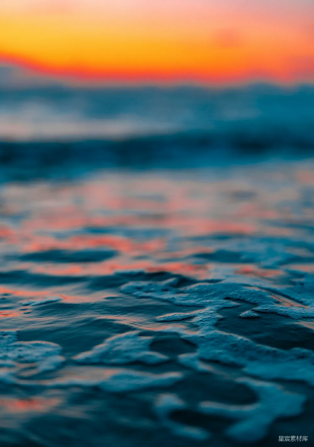 高清摄影 夕阳 水面 纹理 宁静 自然 夕阳下的水面纹理