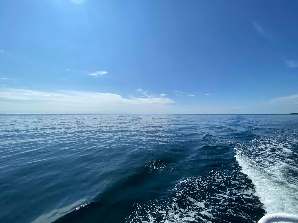 高清摄影 海洋 船尾 风景 宁静 旅行 海上的船尾视角