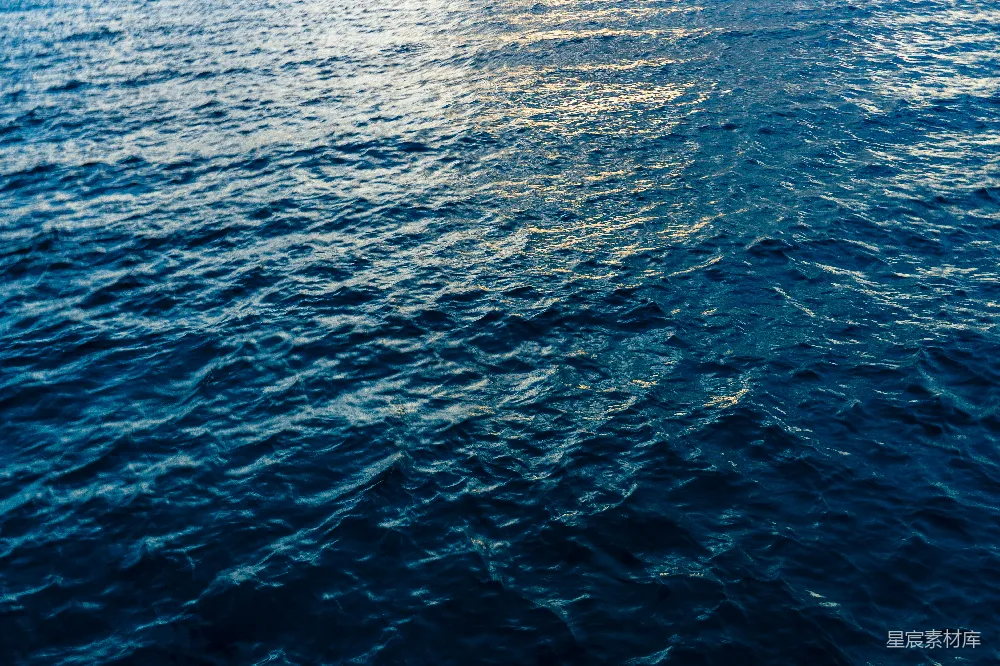 高清摄影 海洋 自然 宁静 水波 深邃 深蓝色的海洋波纹