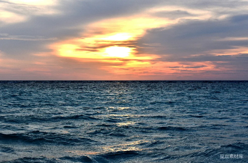 高清摄影 日落 海洋 自然风光 宁静 天空 日落海景