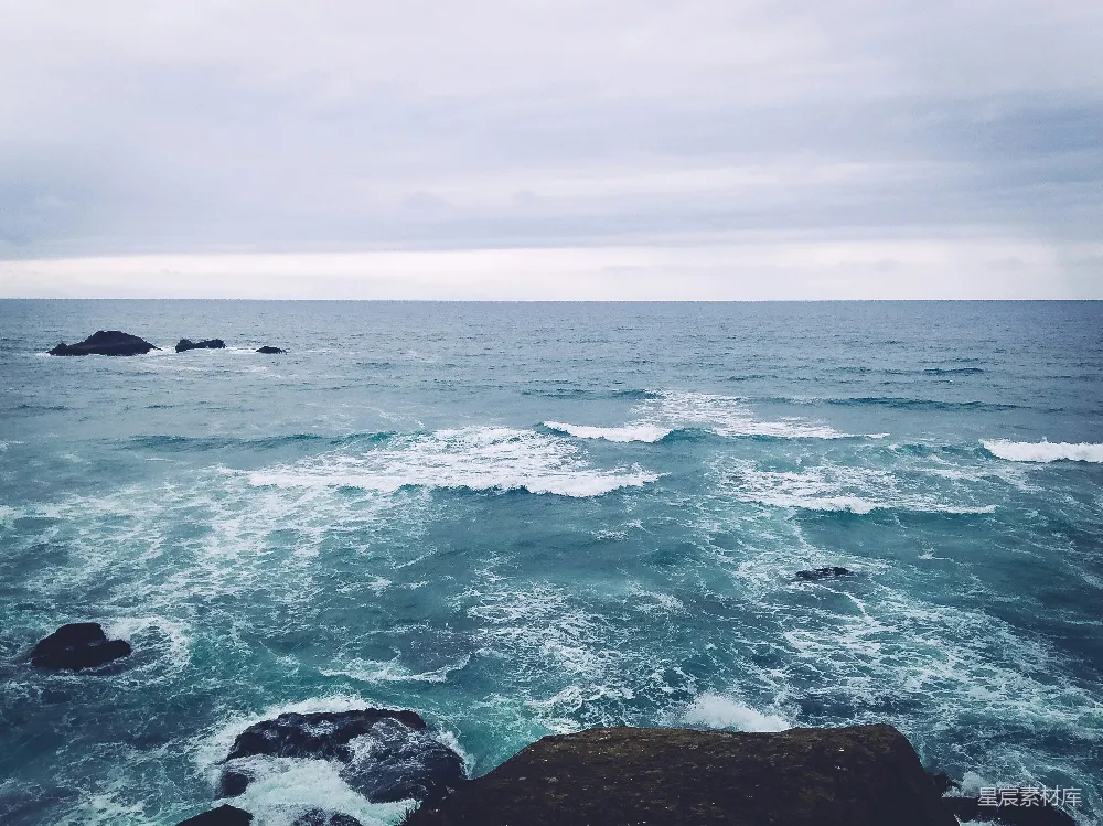 高清摄影 海洋 自然风光 海岸 波浪 风景 波涛汹涌的海岸线