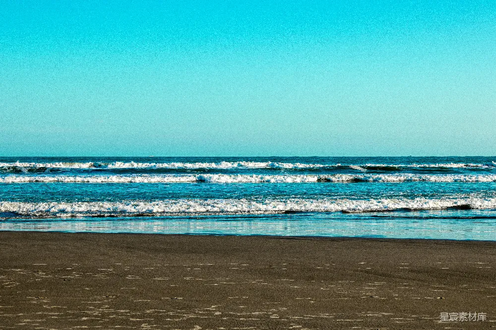 高清摄影 海滩 海浪 蓝天 自然 度假 宁静的海滩