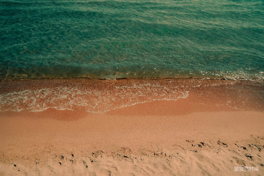 高清摄影 海滩 波浪 自然 宁静 风景 海滩上的波浪