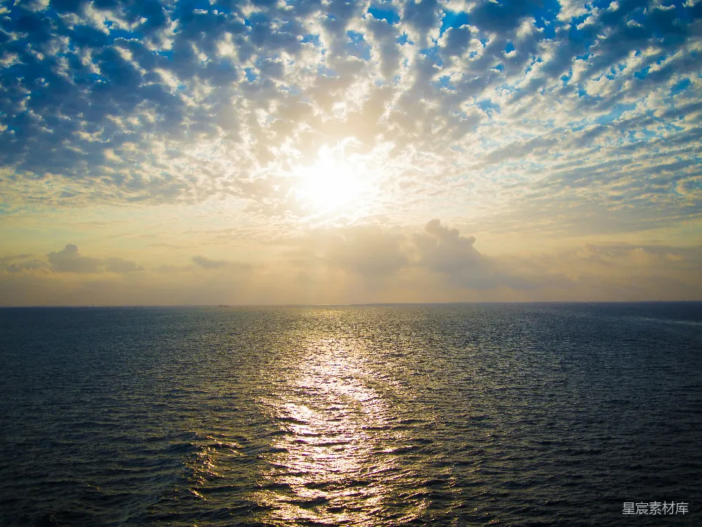 高清摄影 海景 日落 宁静 自然 海天一色 海上的日落
