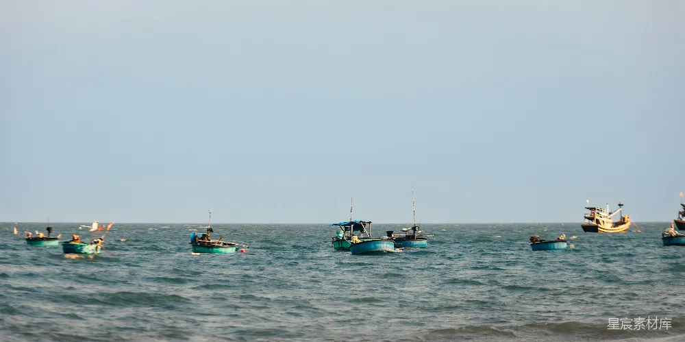 高清摄影 海洋 捕鱼 船只 自然风光 宁静 海上渔舟