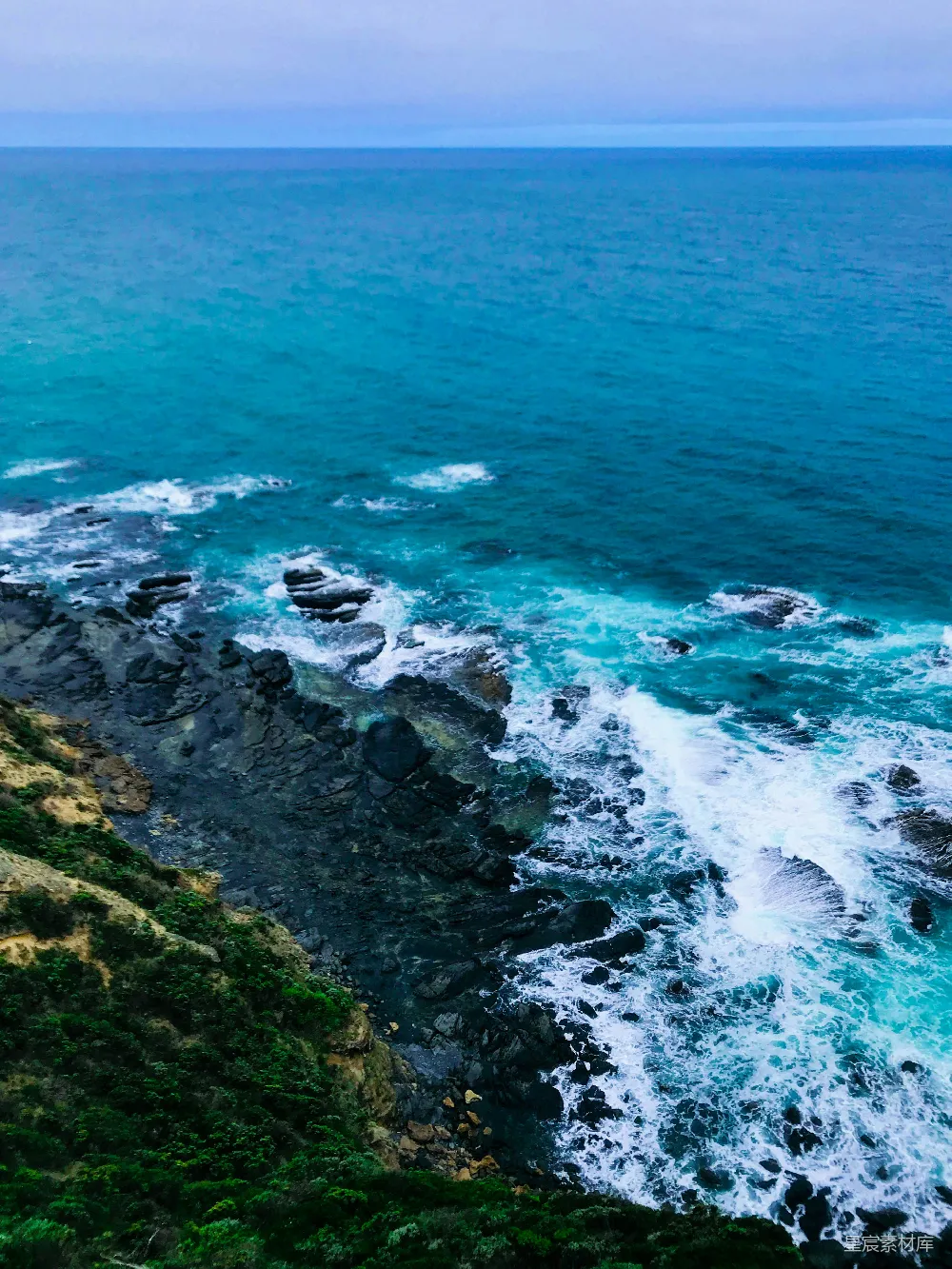 高清摄影 海岸 自然风光 海洋 岩石 风景 海岸线的壮丽景色