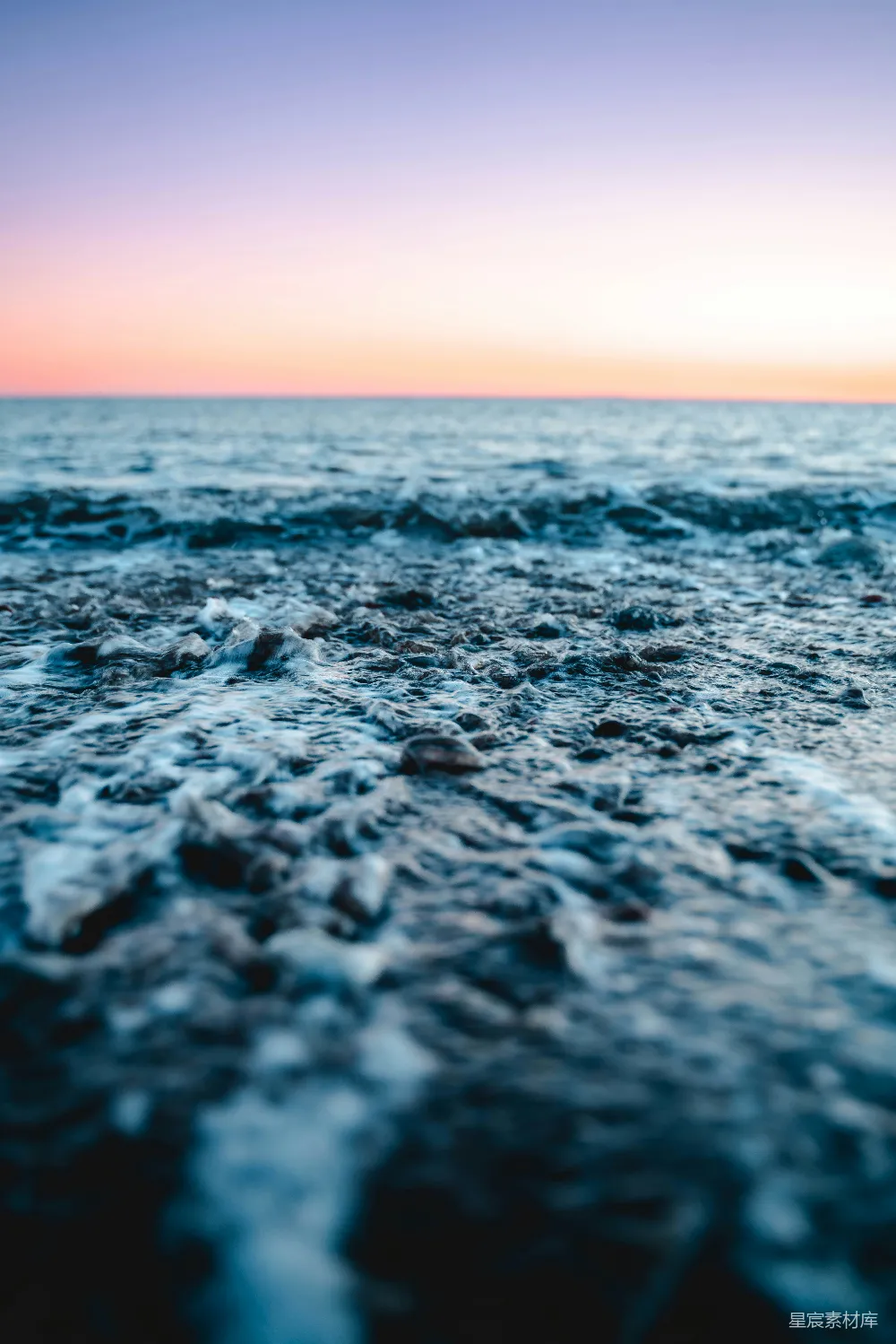 高清摄影 海浪 日落 自然 宁静 傍晚 海浪与日落