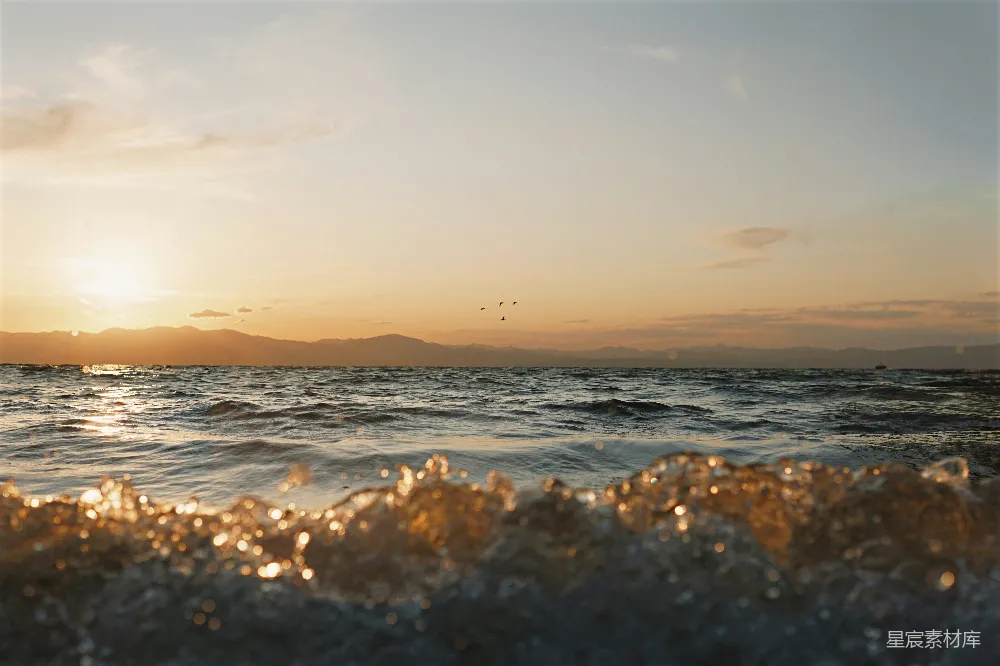 高清摄影 日落 海浪 自然风光 宁静 夕阳 日落海浪