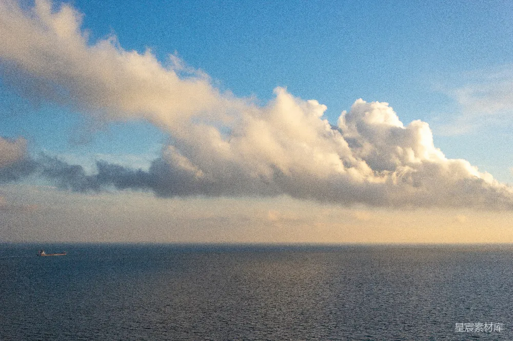 高清摄影 海景 云层 宁静 自然 开阔 大海与云影