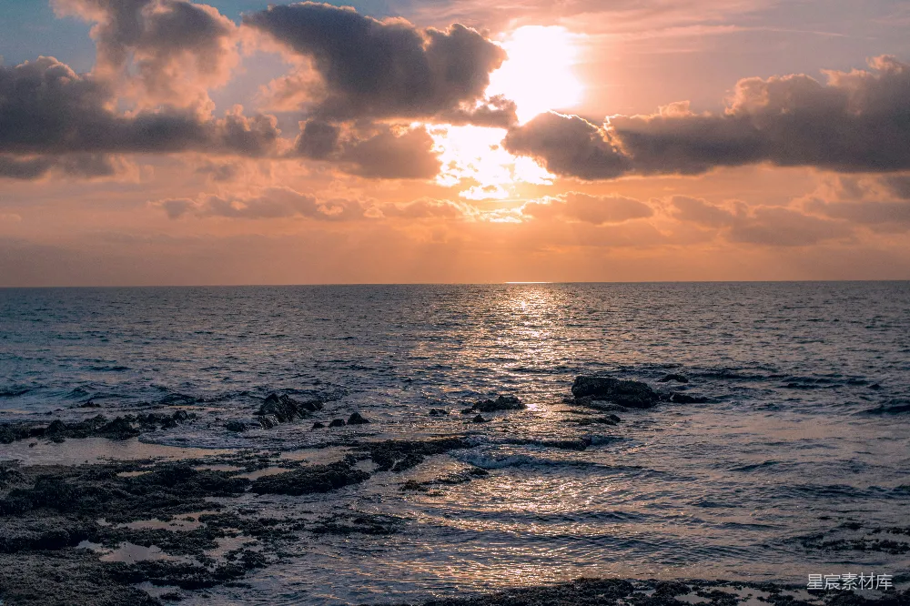 高清摄影 日落 海洋 自然风光 宁静 夕阳 海日生残夜，江春入旧年