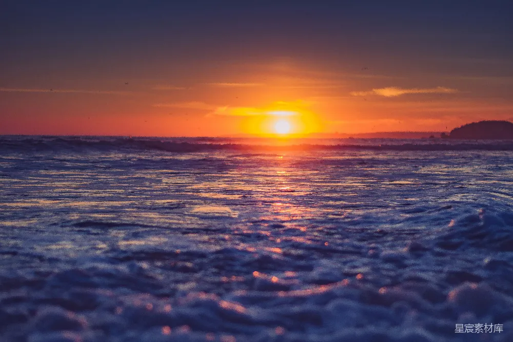 高清摄影 日落 海洋 自然风光 宁静 风景 夕阳下的海浪