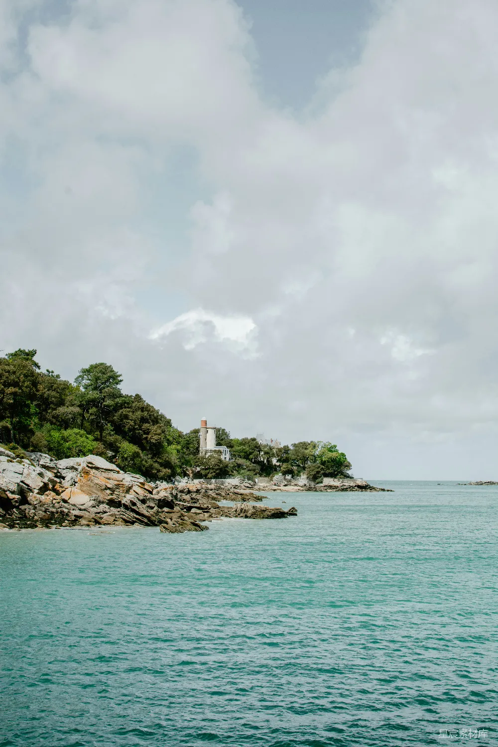 高清摄影 海岸线 宁静 自然风光 风景 海边 海岸边的宁静景色