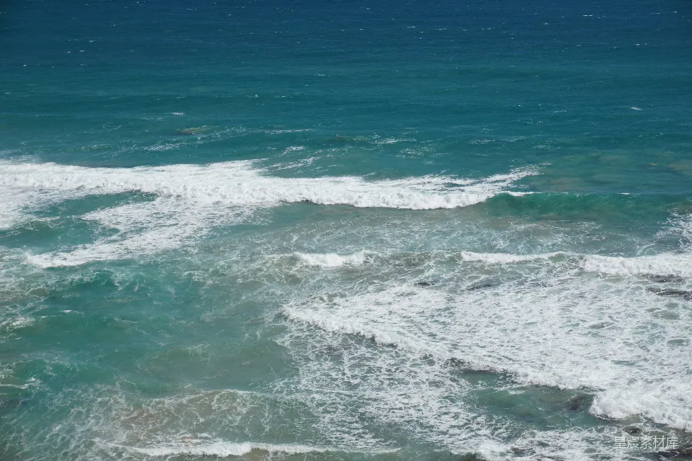 高清摄影 海洋 自然 风景 海岸 海水 蔚蓝海岸的波涛