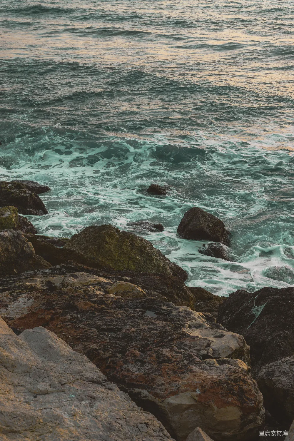 高清摄影 海浪 岩石 自然景观 海洋 海滩 海岸浪花