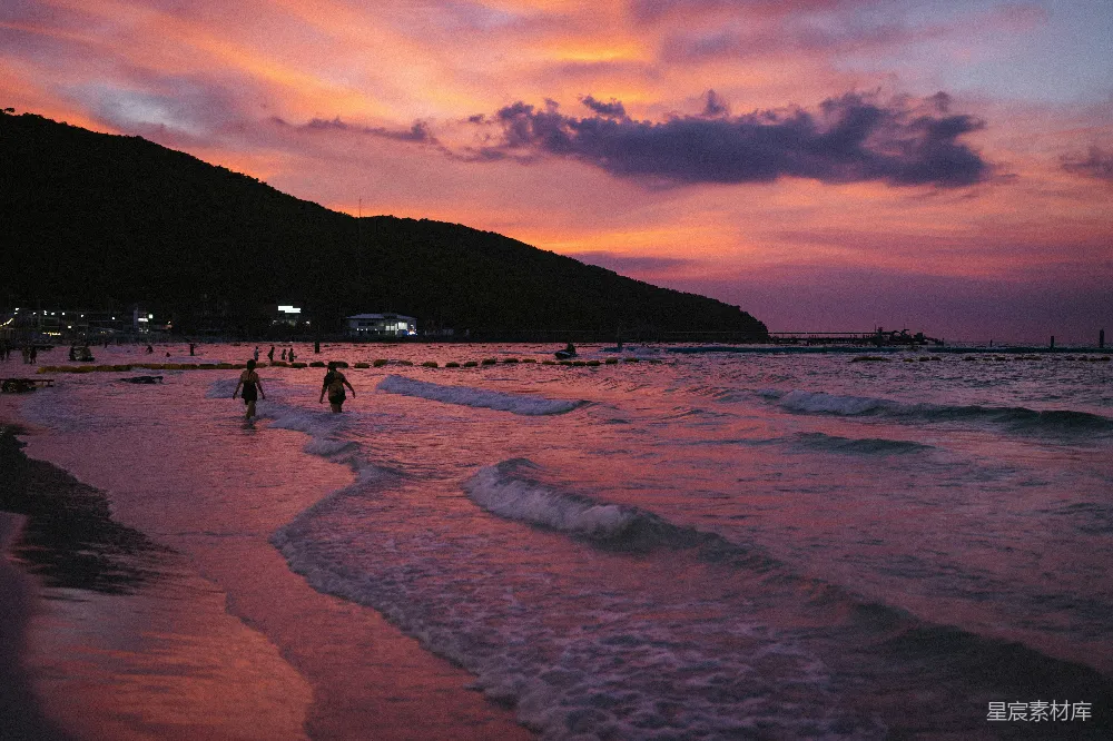 高清摄影 海滩 日落 宁静 旅行 自然 日落海滩上的宁静时光