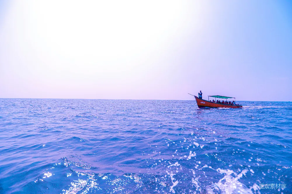 高清摄影 大海 帆船 旅行 自然 宁静 海上的小船