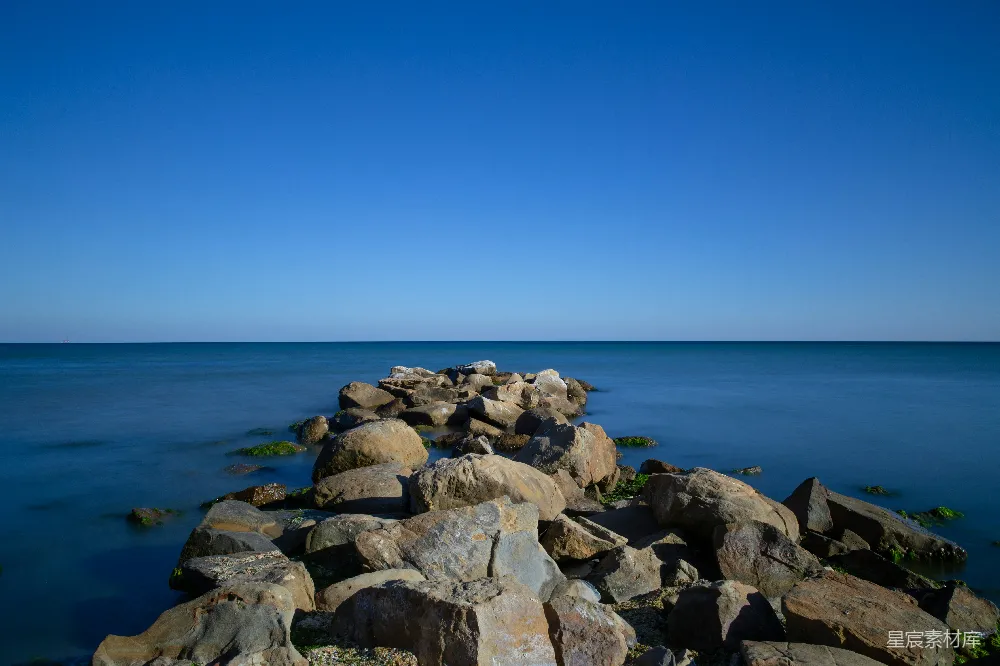 高清摄影 海岸线 岩石 海洋 宁静 自然 静谧的海岸线