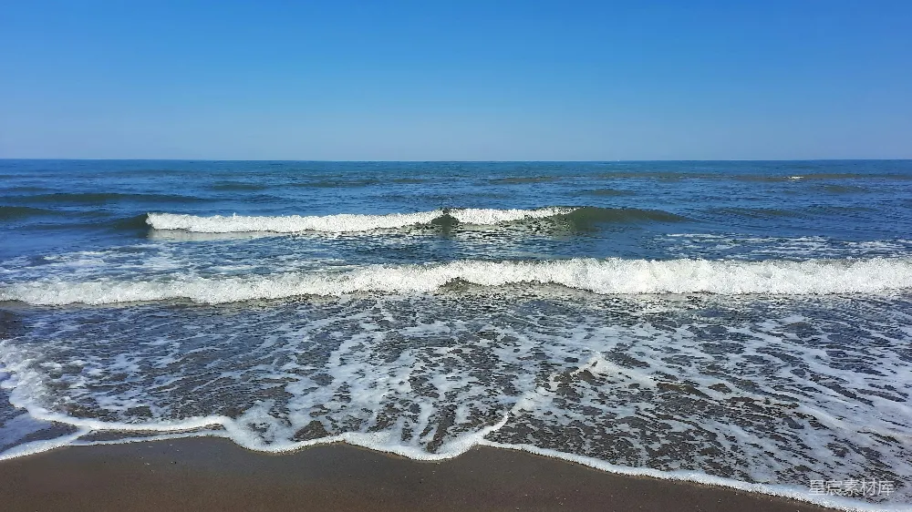 高清摄影 海滩 自然 风景 平静 旅行 海浪拍打沙滩