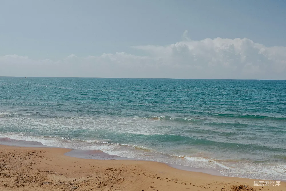 高清摄影 海滩 海浪 自然风光 度假 夏日 宁静的海滩
