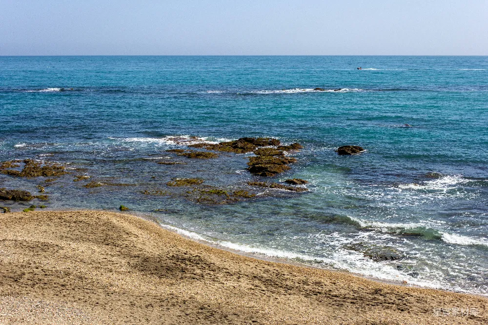 高清摄影 海滩 自然风光 度假 海洋 宁静 宁静的海滩与清澈的海水