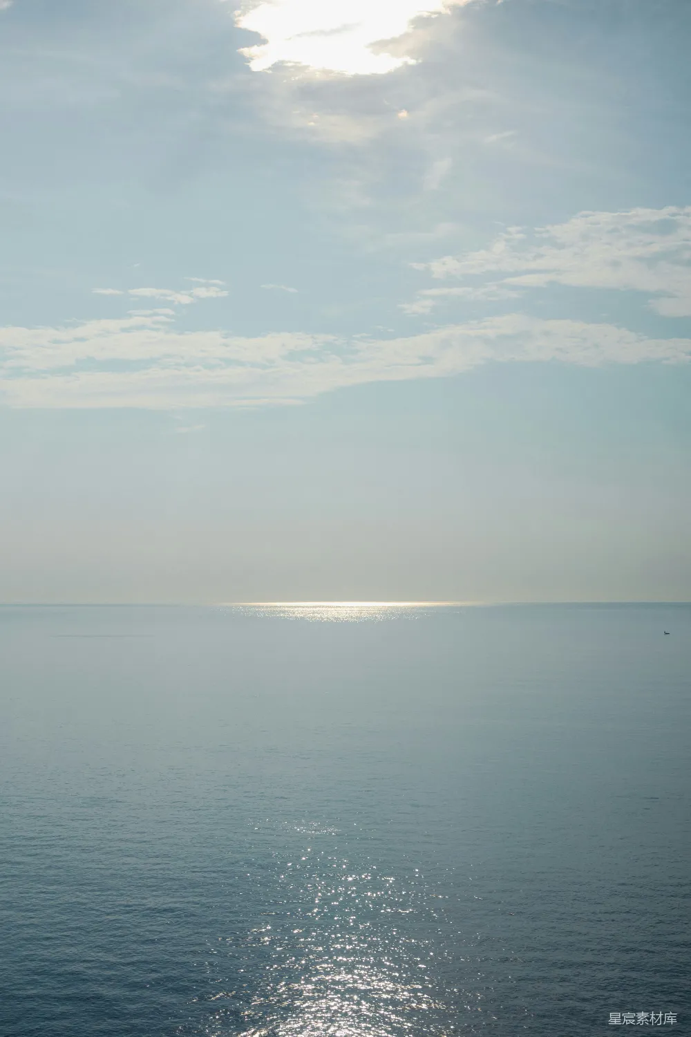 高清摄影 海景 宁静 自然 日落 平静 海平线上的光与影