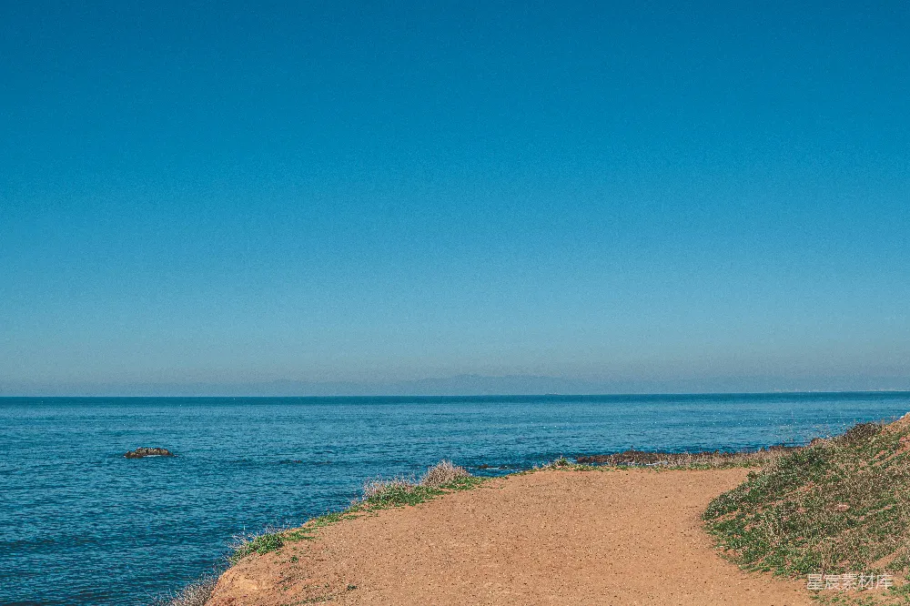 高清摄影 海岸线 自然风光 宁静 户外 风景 海岸边的小径