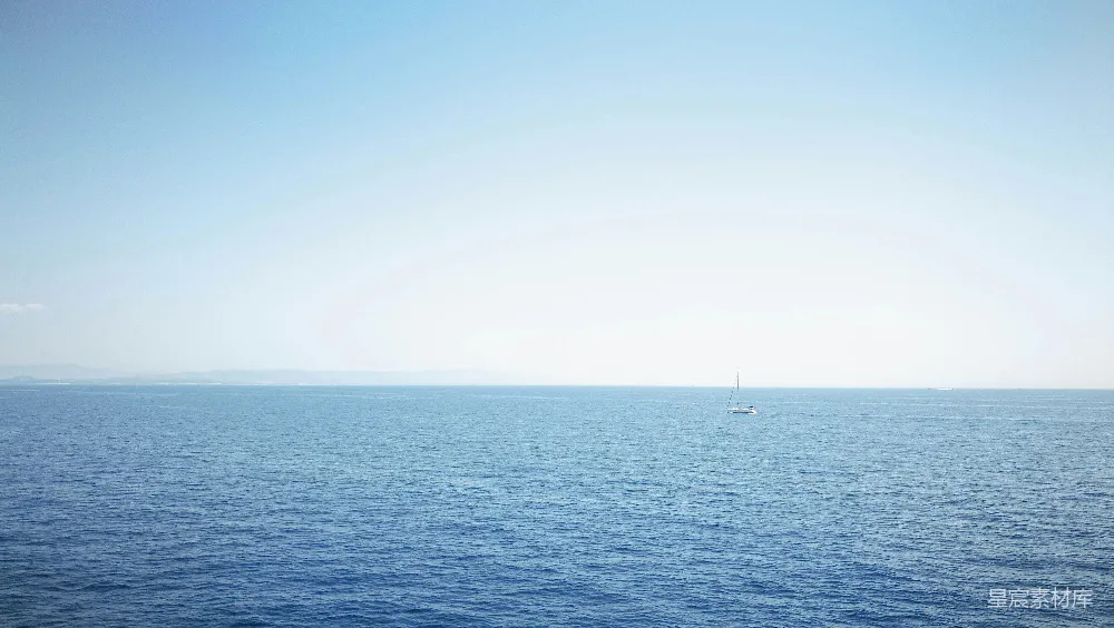 高清摄影 海景 孤独 帆船 宁静 自然 海上的孤独帆船