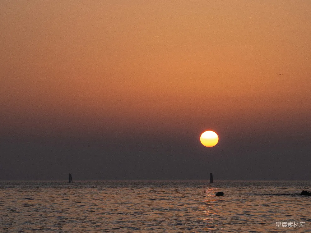 高清摄影 夕阳 海景 宁静 自然 日落 夕阳下的宁静海景