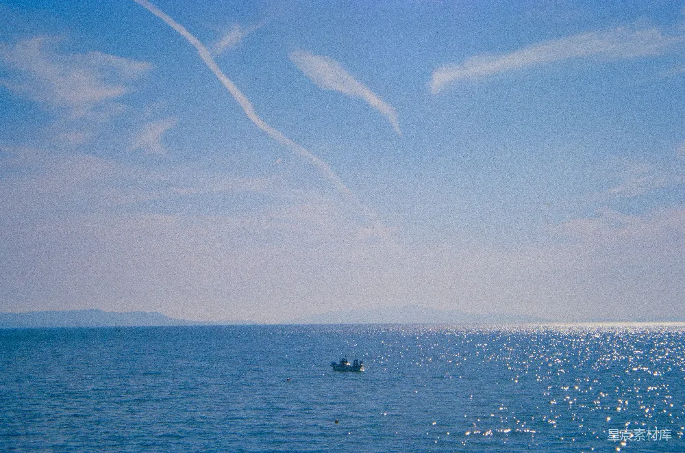 高清摄影 海景 宁静 帆影 自然风光 夏日 宁静的海景与帆影
