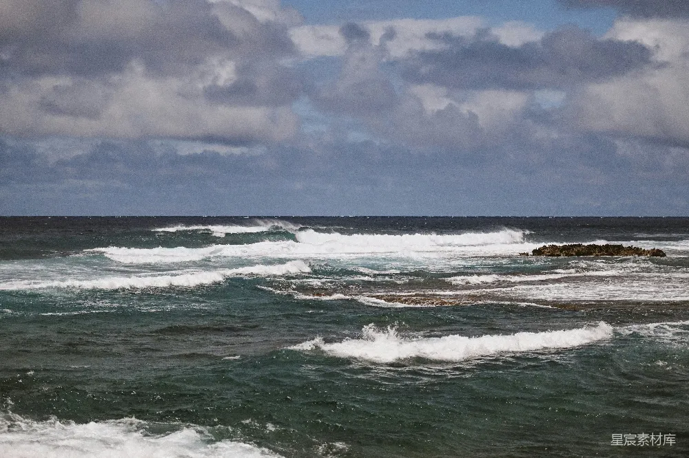 高清摄影 海浪 岩石 自然风光 海洋 宁静 海浪与岩石
