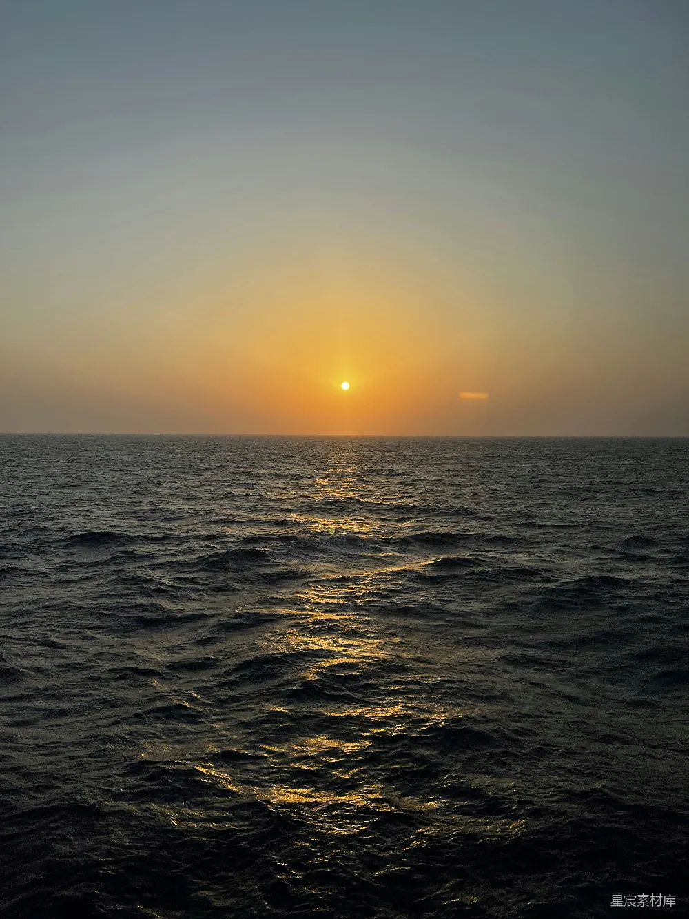 高清摄影 自然风光 日落 海洋 宁静 风景 海上的日落