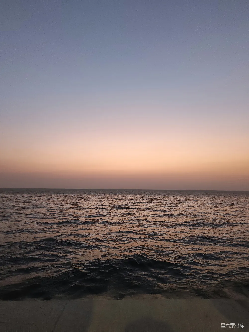 高清摄影 日落 海景 宁静 自然 休闲 日落时分的海景