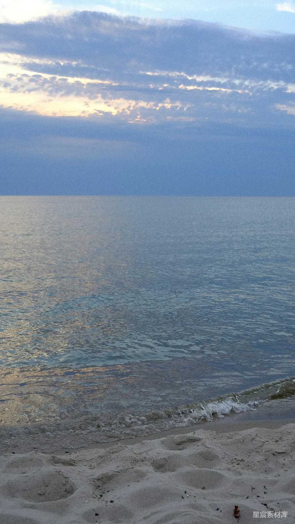 高清摄影 海滩 日落 平静 自然 宁静 静谧的海滩日落