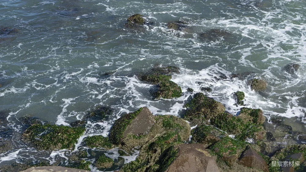 高清摄影 海洋 自然风光 岩石 海浪 海岸 海浪拍打岩石