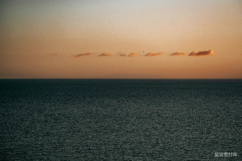 高清摄影 日落 海洋 平静 自然 风景 日落时分的平静海面