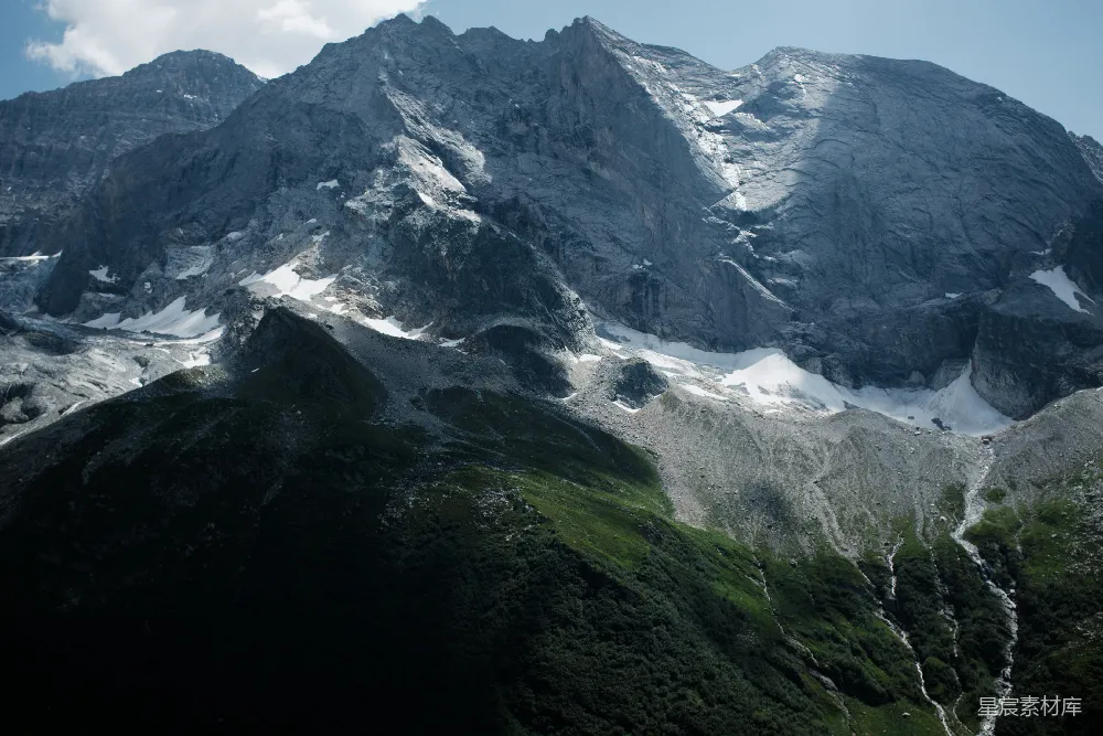 高清摄影 山峰 阿尔卑斯山 自然风光 户外探险 壮丽 阿尔卑斯山的壮丽景色