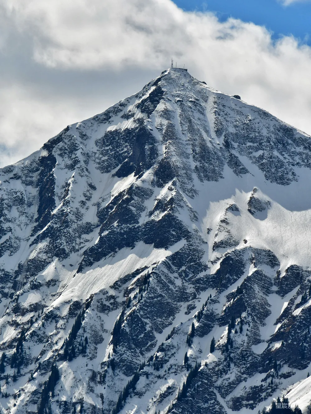 高清摄影 雪景 山脉 自然风光 户外旅行 冬季 雪山之巅