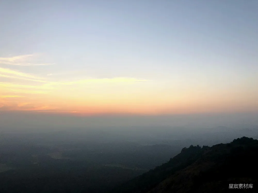 高清摄影 山景 日出 宁静 自然 清晨 山间日出