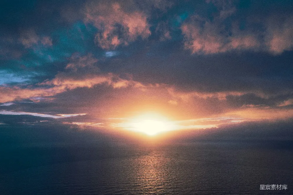 高清摄影 海景 日落 宁静 自然风光 天空 海天一色的夕阳