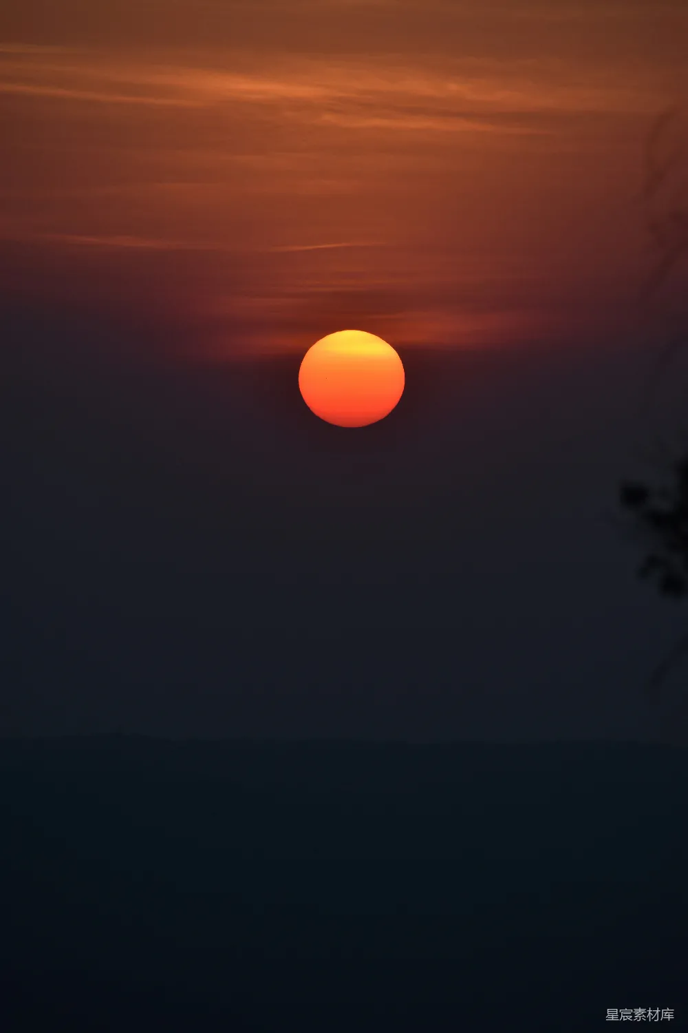 高清摄影 日落 天空 宁静 自然 日景 夕阳下的宁静