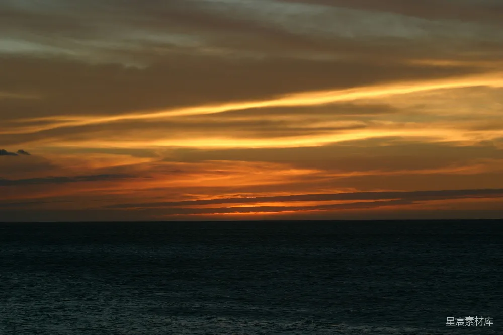 高清摄影 日落 海洋 自然风光 宁静 色彩 夕阳下的海洋