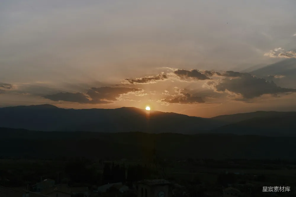 高清摄影 夕阳 山景 田园 宁静 自然 山间夕阳
