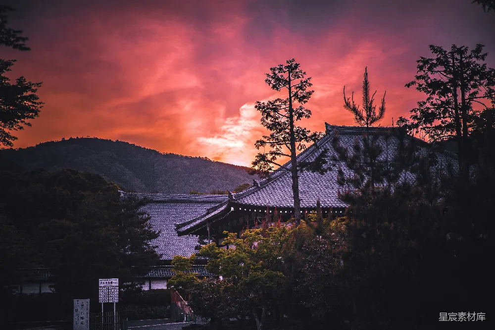 高清摄影 日落 古寺 风景 宁静 自然 日落时分的古寺