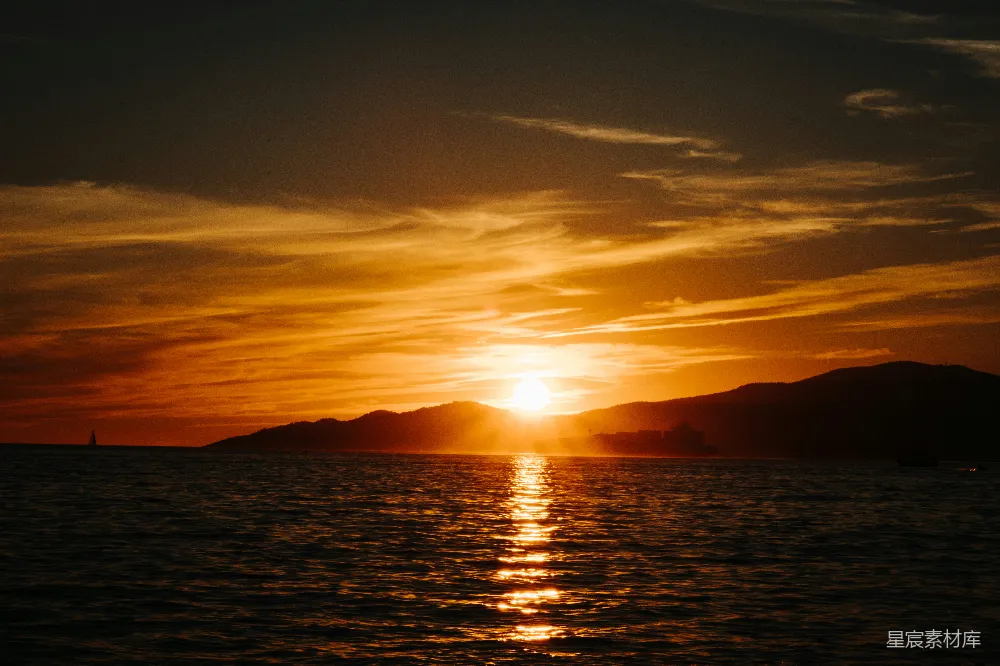 高清摄影 日落 海景 自然风光 宁静 风景 夕阳下的海港