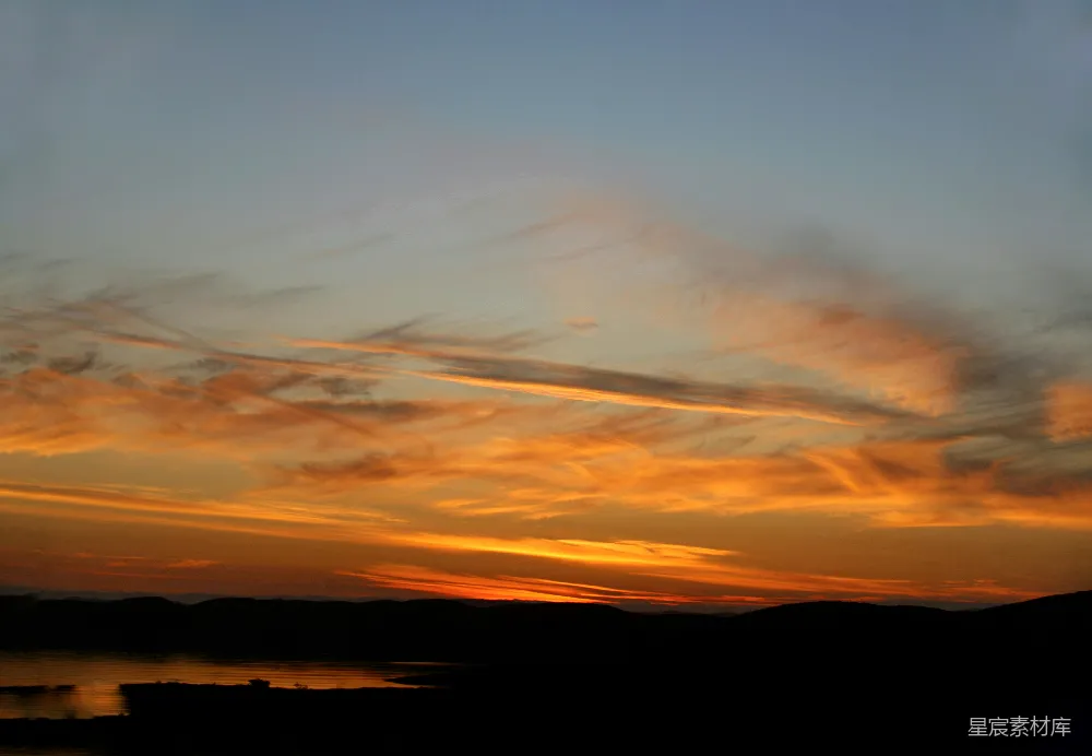 高清摄影 夕阳 湖景 宁静 自然风光 傍晚 夕阳下的宁静湖景
