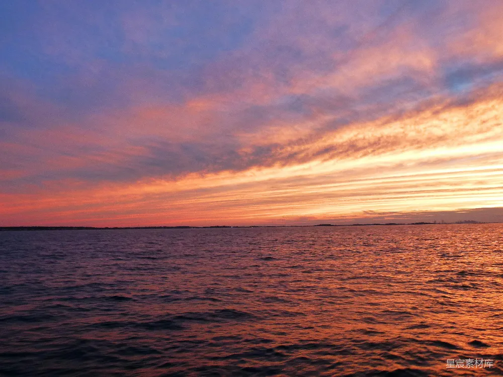高清摄影 夕阳 海景 自然风光 宁静 日落 夕阳下的海景