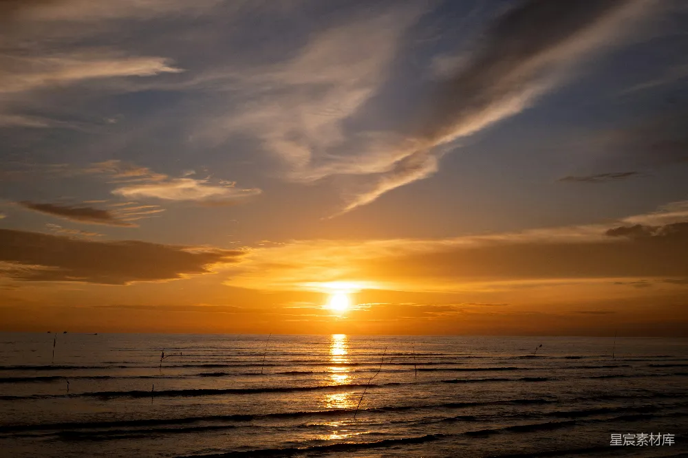 高清摄影 夕阳 海景 宁静 自然风光 日落 夕阳下的宁静海景